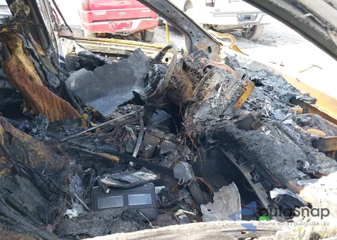 2024 Subaru Ascent Limited z USA, uszkodzony, nr VIN 4S4WMASD3R3435848